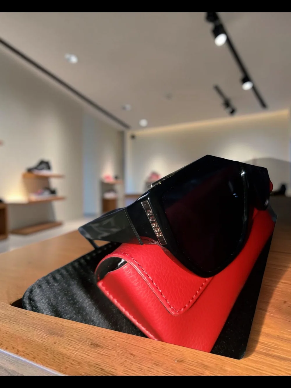 Gues Black Sunglasses with Red Case